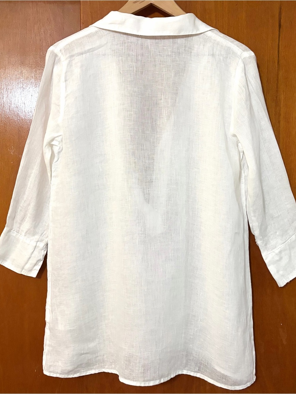 CP Shades White V-Neck Linen Tunic Top Coastal - Picture 4 of 7